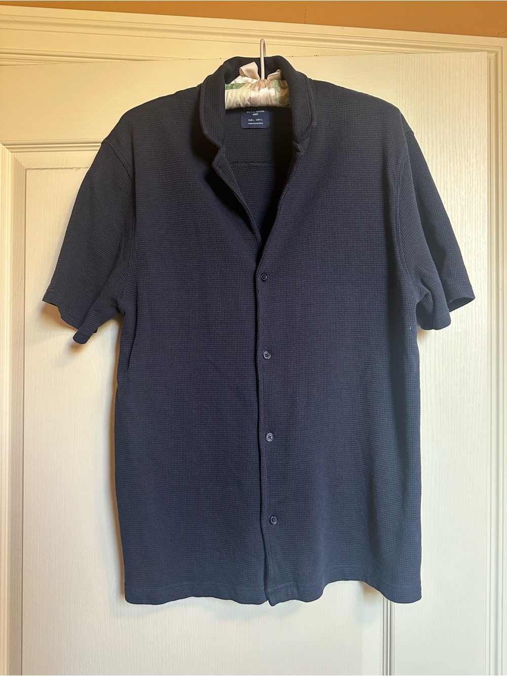 Steel & Jelly Men's Short-Sleeve Button-Down Shirt in Black